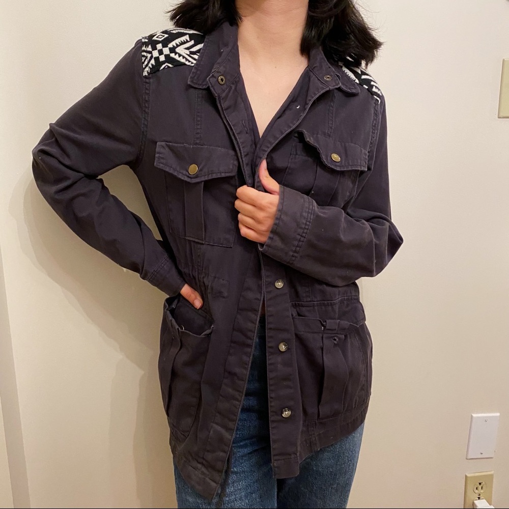 FOREVER 21 “Aztec Print” Utility Jacket - Picture 3 of 5